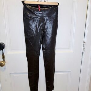 SPANX espresso crocodile print M leggings